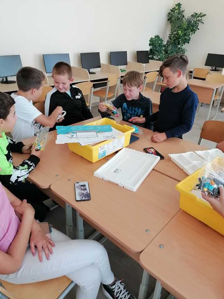 Voveriškių mokykla