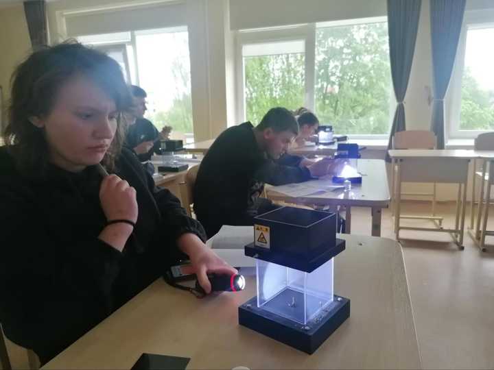 Dauniškio Gimnazija